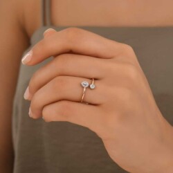 0,12 Karat Pırlanta Baget Yüzük - 3