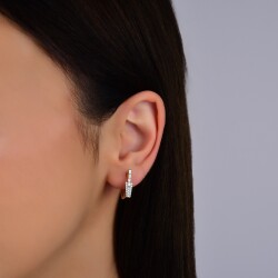 0,15 Karat Pırlantalı Baget Küpe - 3