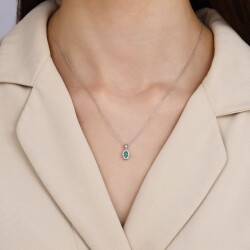 0,30 Karat Pırlanta Zümrüt Oval Kolye - 2