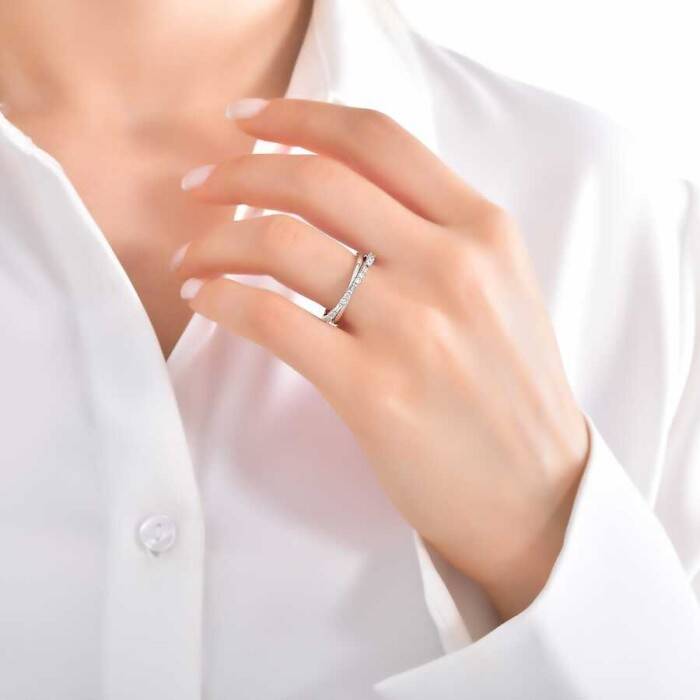 0,31 Karat Pırlanta Baget Yüzük - 4