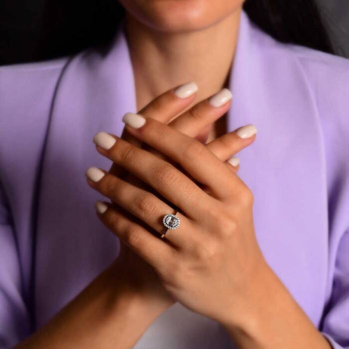 0,34 Karat Pırlanta Baget Yüzük - 1