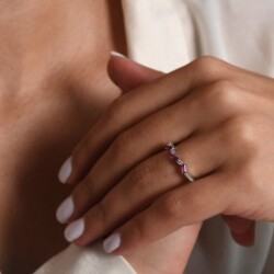 0,35 Karat Pırlanta Baget Yakut Yüzük - 4