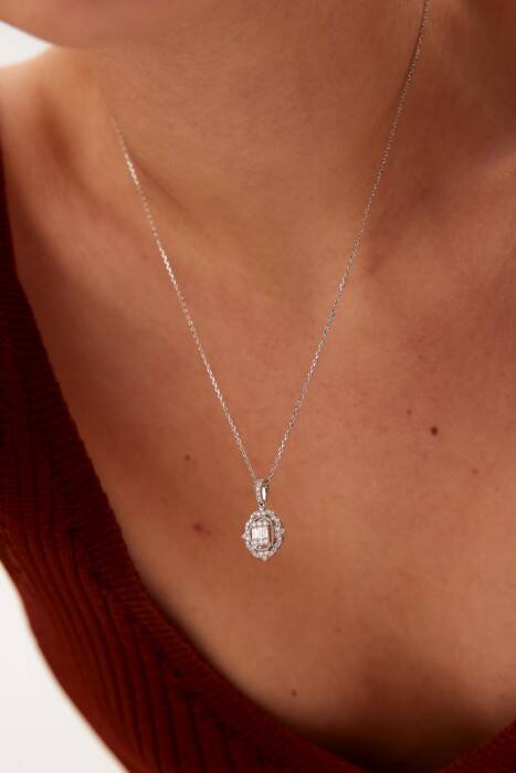 0,43 Karat Pırlanta Baget Kolye - 3