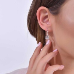 0,56 Karat Pırlanta Baget Küpe - 3