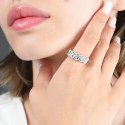 0,56 Karat Pırlanta Baget Yüzük - 4