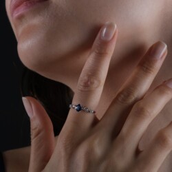 0,69 Karat Pırlanta Damla Safir Yüzük - 4
