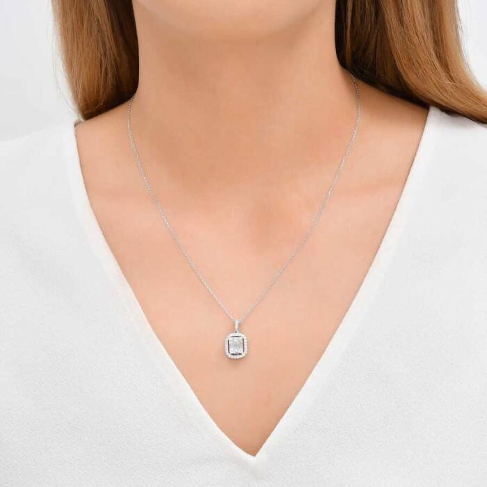 0,70 Karat Pırlanta Baget Kolye - 3