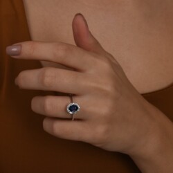 1,11 Karat Pırlanta Oval Safir Yüzük - 4