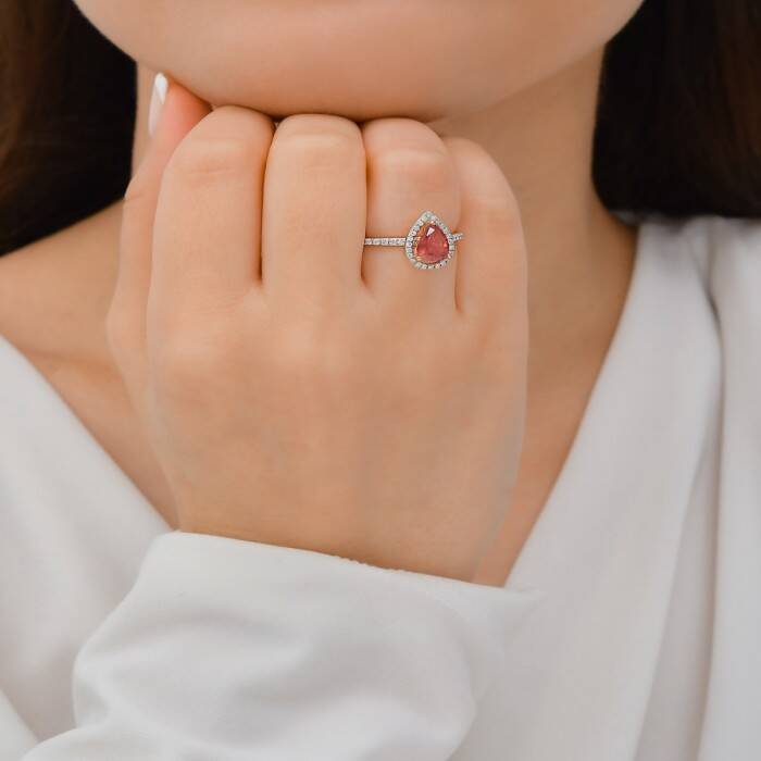 1,11 Karat Pırlanta Damla Yakut Yüzük - 4