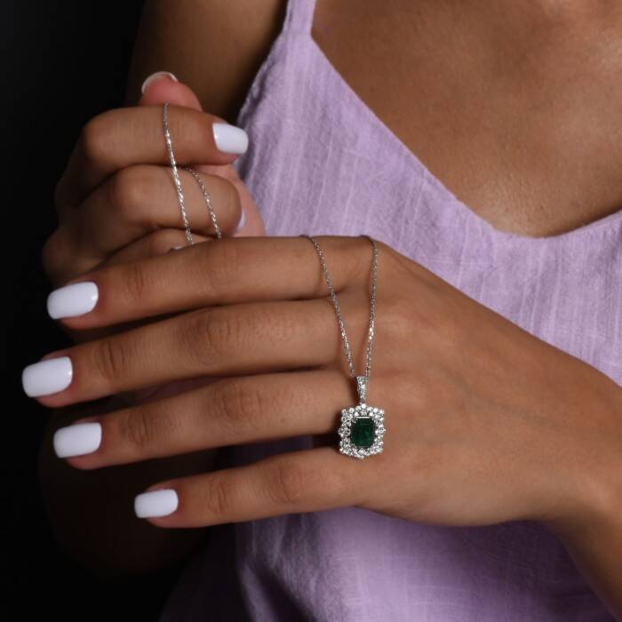 1,77 Karat Pırlanta Zümrüt Kolye - 3